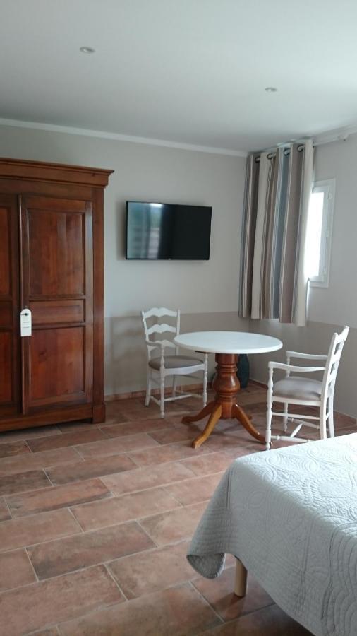 Au Relais Provencal 3* Bagnols-en-Foret
