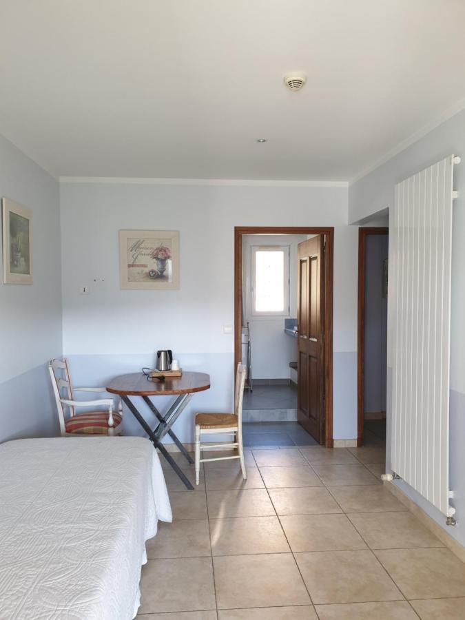 Au Relais Provencal Hotel 3*