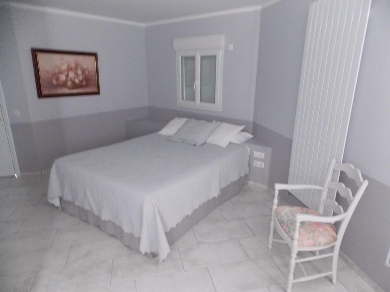 Au Relais Provencal Hotel 3*