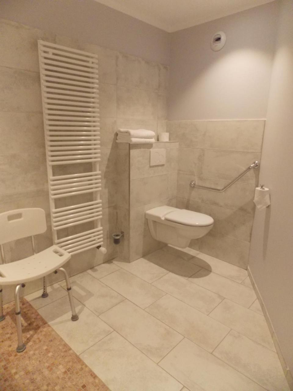 Au Relais Provencal Bagnols-en-Foret