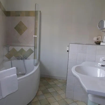 Au Relais Provencal Hotel Bagnols-en-Foret Room photo