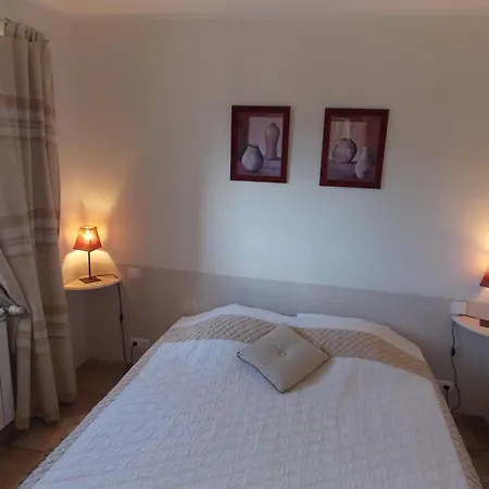 Au Relais Provencal Hotel Bagnols-en-Foret Room photo