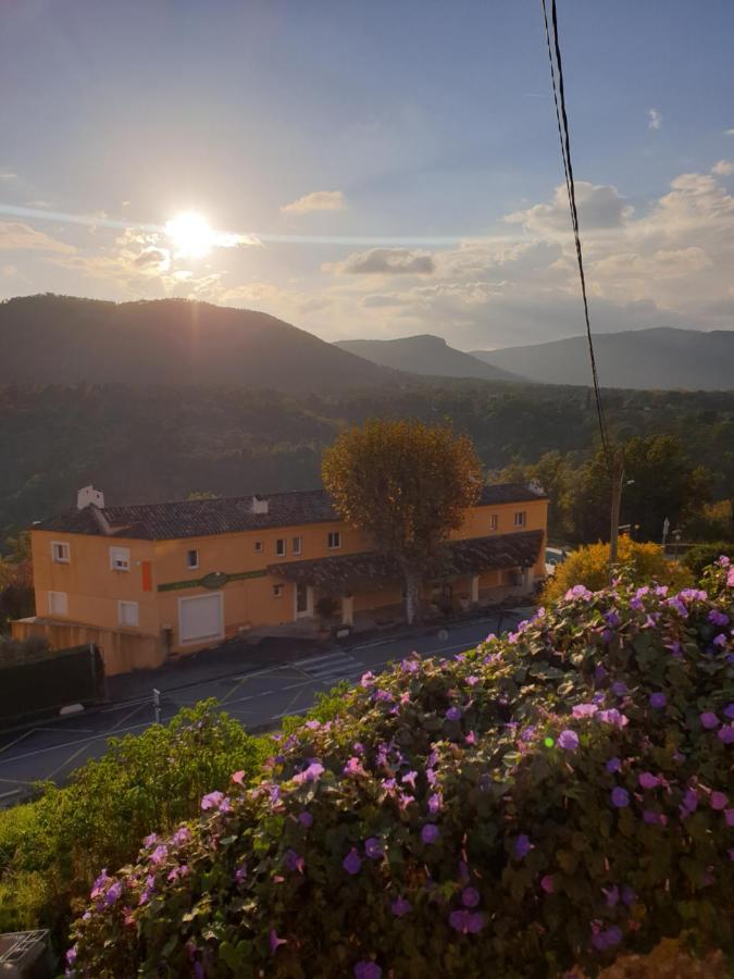 Au Relais Provencal Hotel 3*