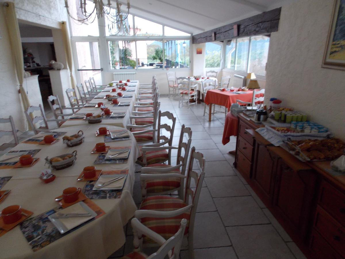 Au Relais Provencal Bagnols-en-Forêt